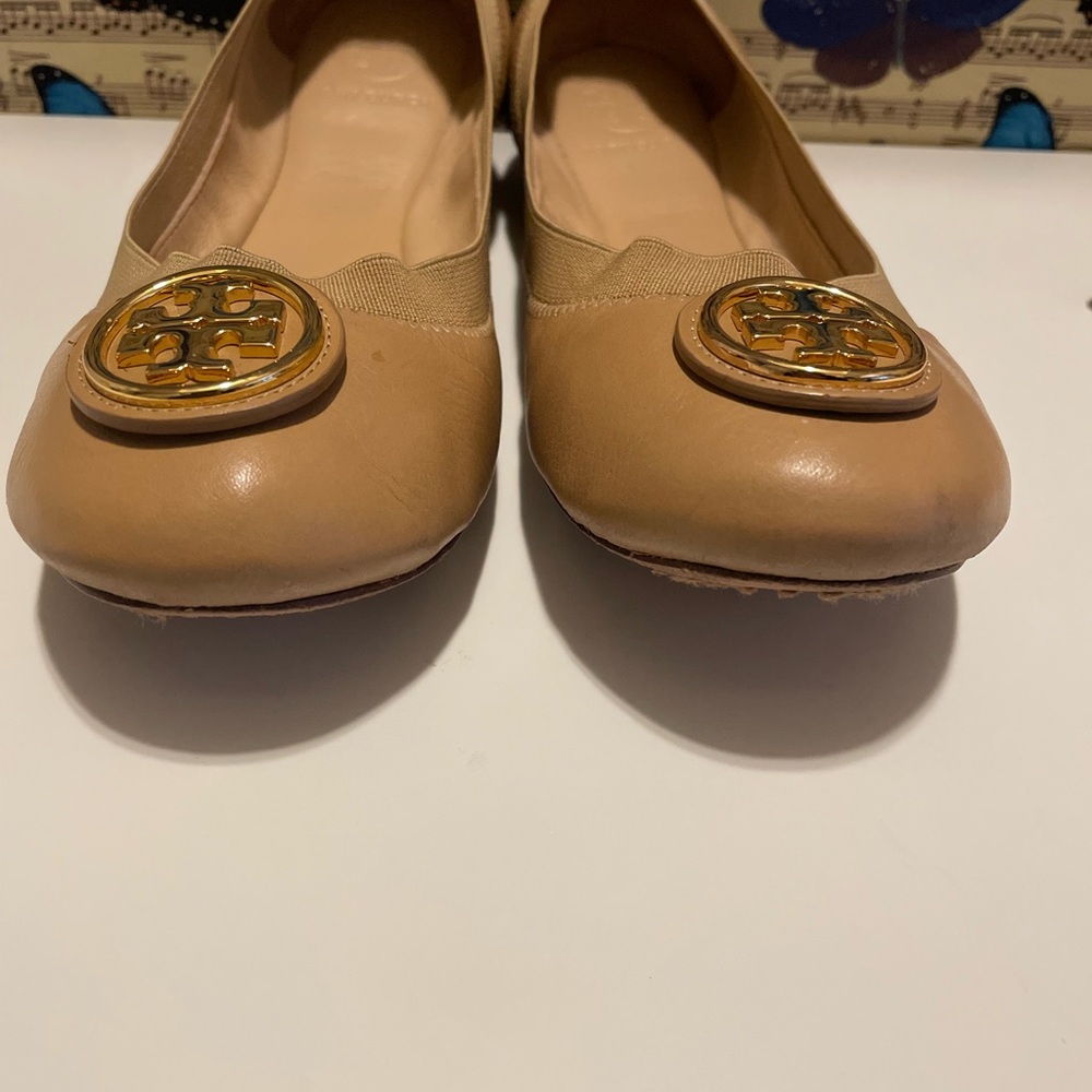 SOLD - Tory Burch Tan Leather Loafers with Medallion - Picture 2 of 10